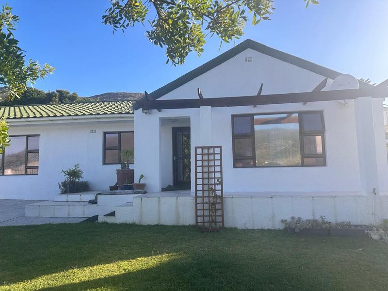 4 Bedroom Property for Sale in Fish Hoek Western Cape